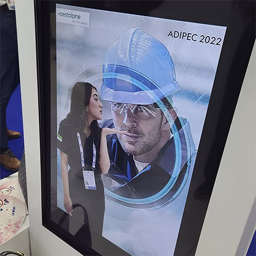 Guests enjoying an AI-powered photo booth with instant background removal and immersive virtual scenes—no green screen required.