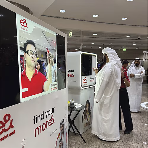 CAPTION CAM DUBAI: GUESTS CREATE REAL-TIME BRANDED VIDEOS! DRAW, WRITE & SHARE INSTANTLY. PERFECT FOR EVENTS & ACTIVATIONS. BOOK THIS VIRAL EXPERIENCE NOW!"
