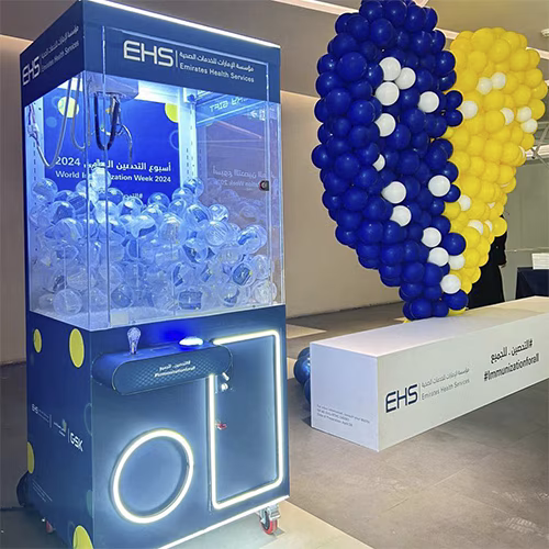 EXPLORE CLAW MACHINE FROM MIRROR BOOTH EVENT SERVICES L.L.C, PROVIDING TOP EVENT SERVICES IN DUBAI.
