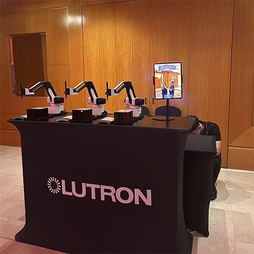 THE FASTEST ROBOTIC ARTIST! CREATES PORTRAITS IN 30-50 SEC. PERFECT FOR EVENTS, WEDDINGS & CORPORATE PARTIES. BOOK NOW FOR A FUTURISTIC EXPERIENCE!